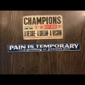 Set of 2 Metal Signs